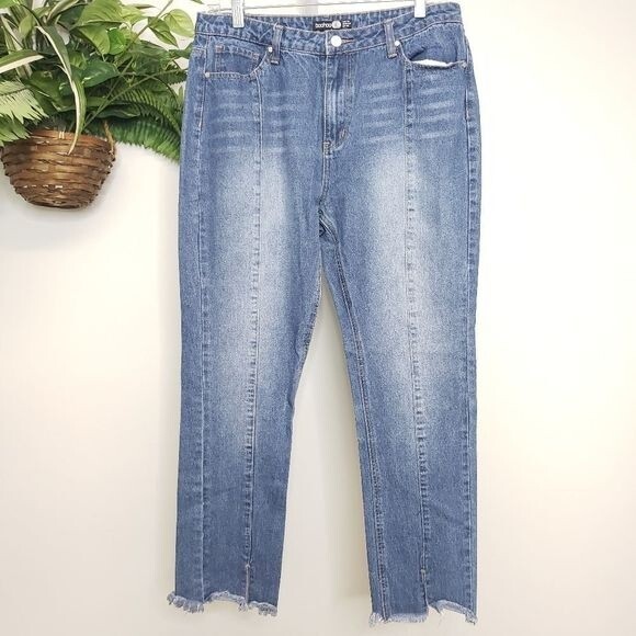 Boohoo Tall Cropped Raw Hem Jeans Size 10 Tall - Picture 1 of 10